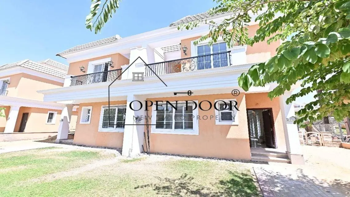 Stunning Property for Sale with Private Garden and Pool