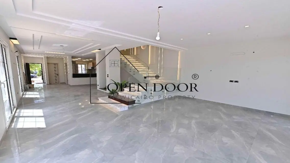 Stunning Property for Sale with Private Garden and Pool