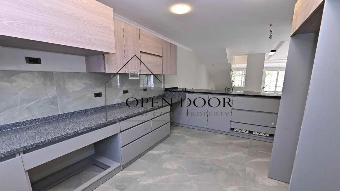 Stunning Property for Sale with Private Garden and Pool