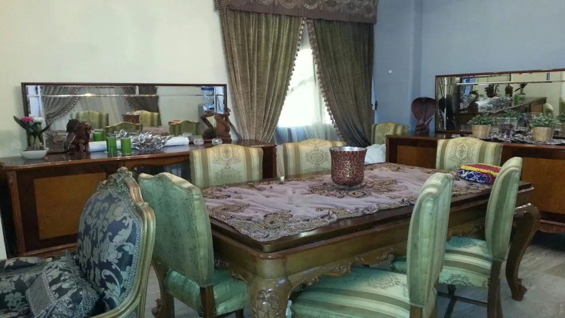 شقة مميزة للبيع بمساحة 350 متر