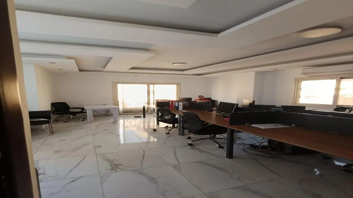 شقة رائعة بسعر مناسب في موقع متميز