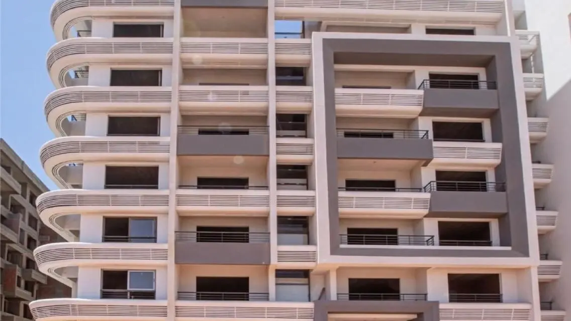 Stunning Apartment in R7-10 Community
