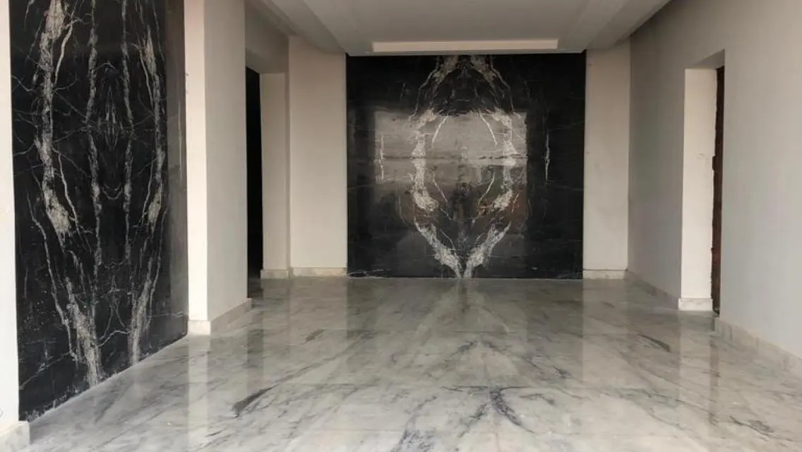 Stunning Apartment in R7-10 Community