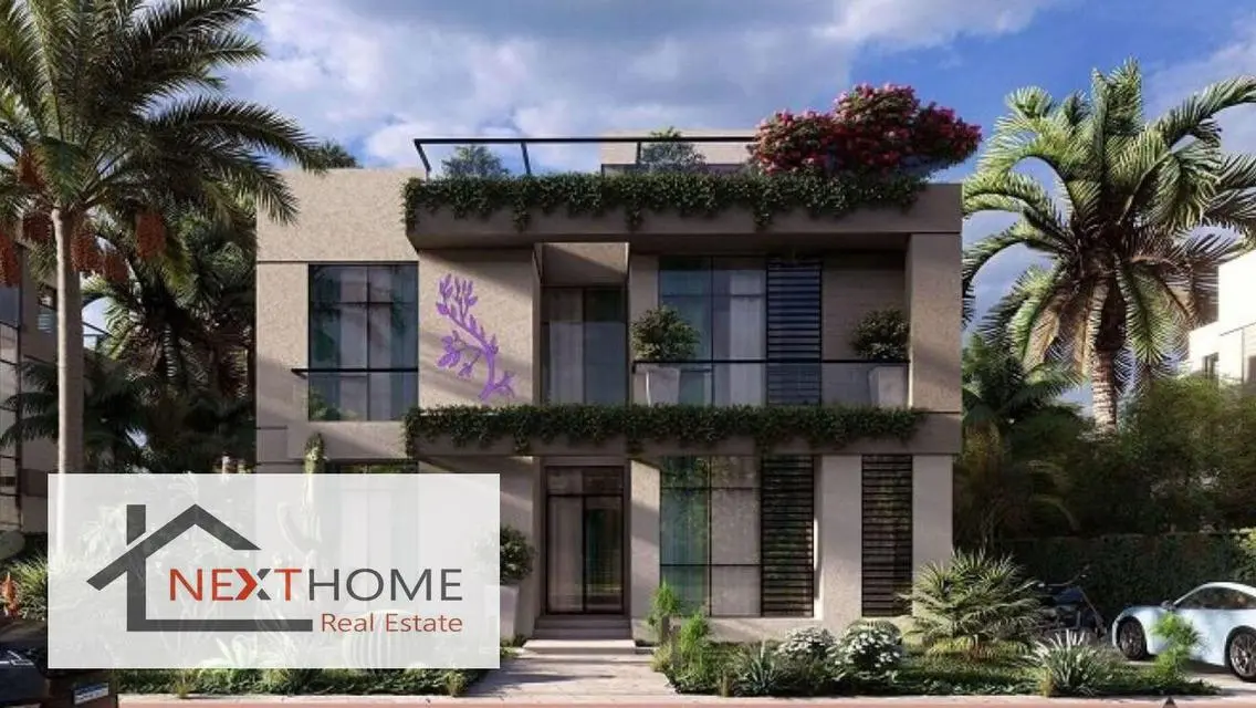 Stunning Lake View Apartment of 450 Meters