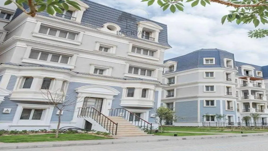 Luxury Units in Hyde Park - 281