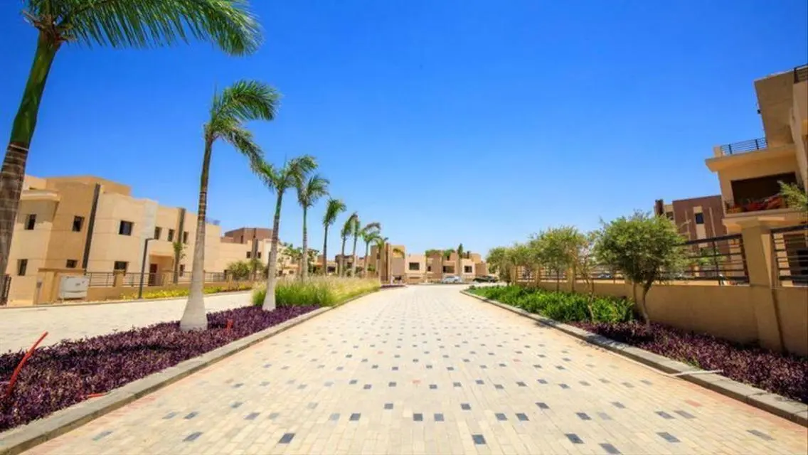 Luxury Villa with Spacious Layout and Complete Amenities for Sale