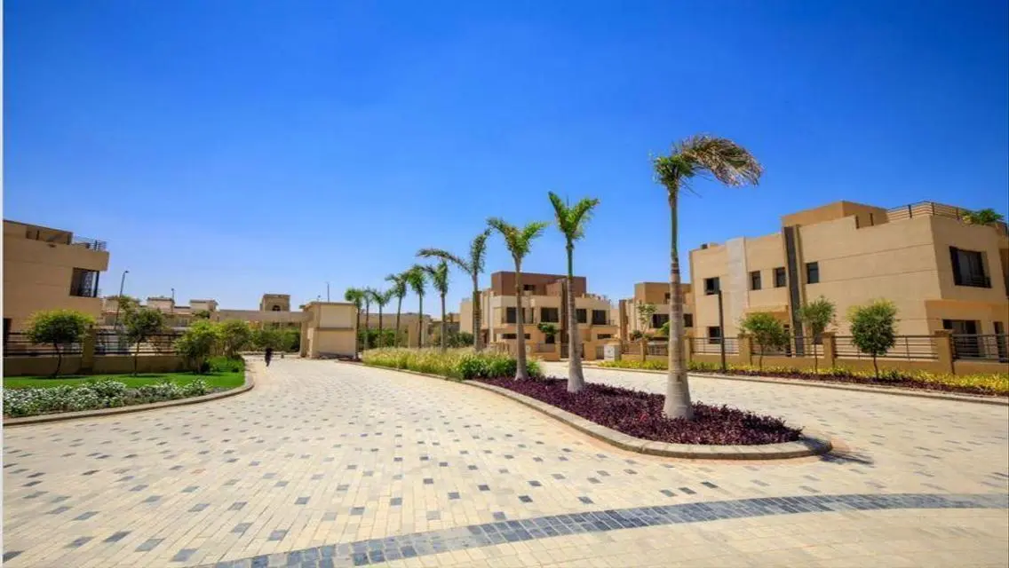 Luxury Villa with Spacious Layout and Complete Amenities for Sale