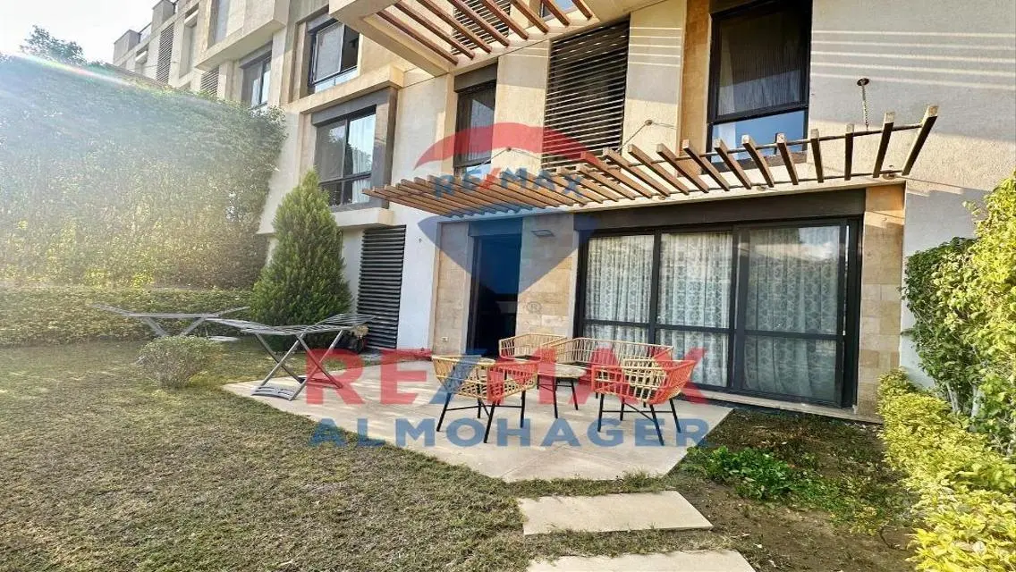 Luxury Villa with Private Garden for Sale