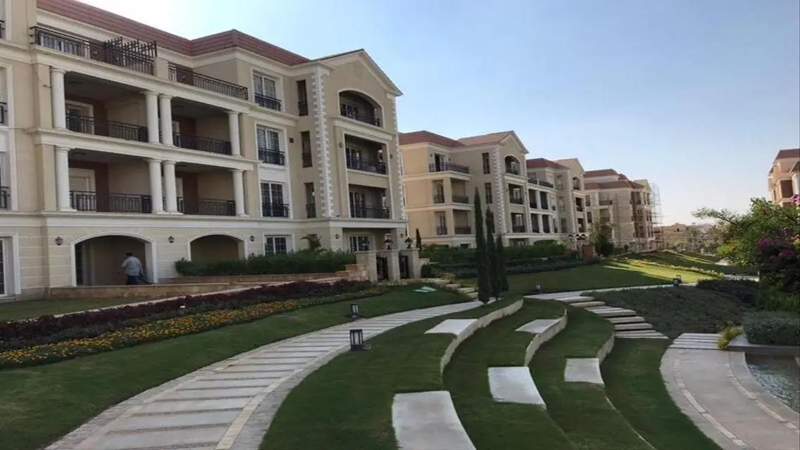 Luxury Villa for Sale with Stunning Lake Views