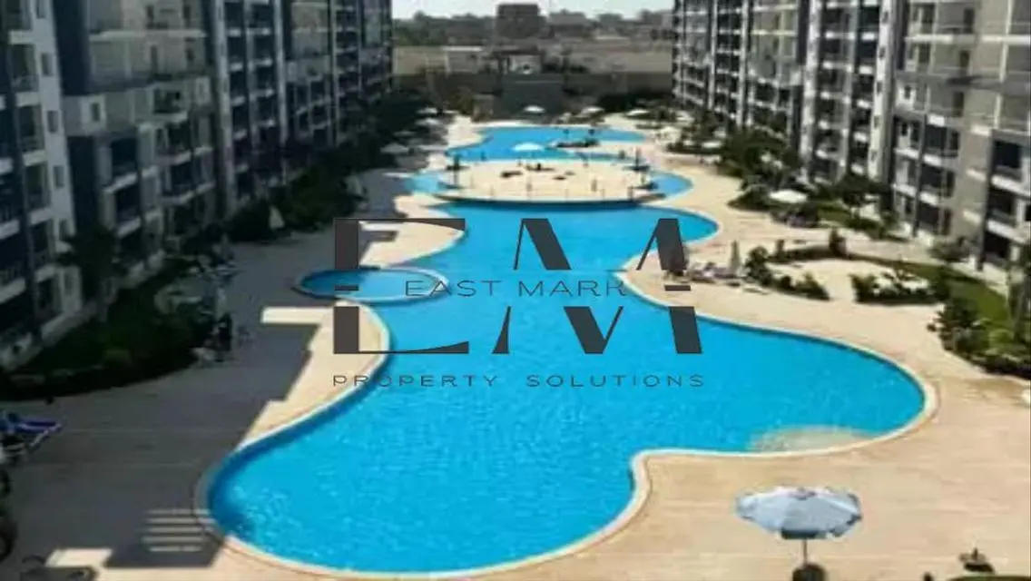 شقة فاخرة بثلاث غرف للبيع