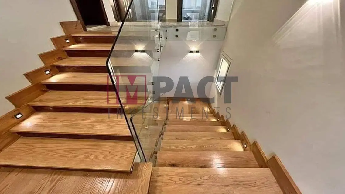 Luxury Residence for Sale in Compound -10-