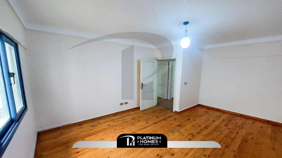Luxurious Apartment in the Heart of the City - 230