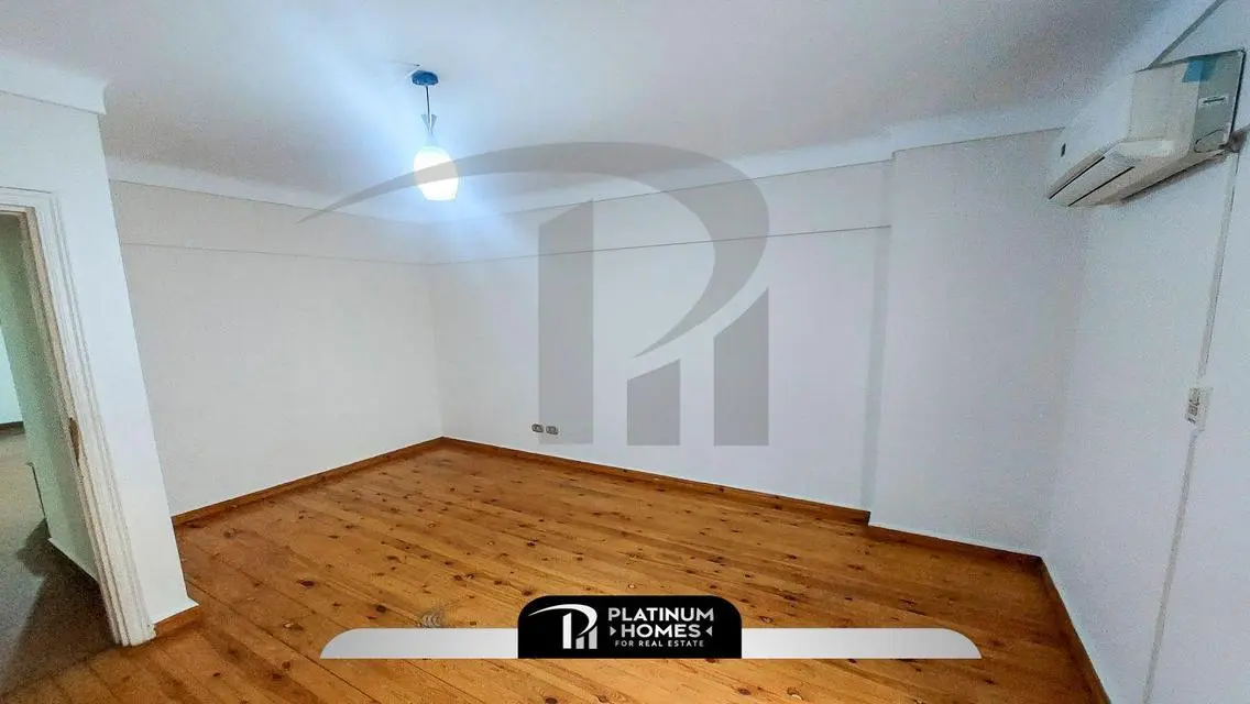 Luxurious Apartment in the Heart of the City - 230