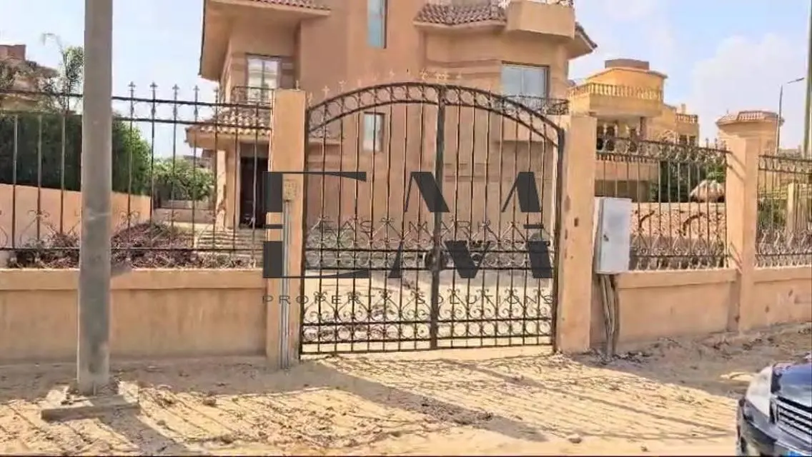 فيلا فاخرة Stand-alone مع حديقة ومسبح خاص