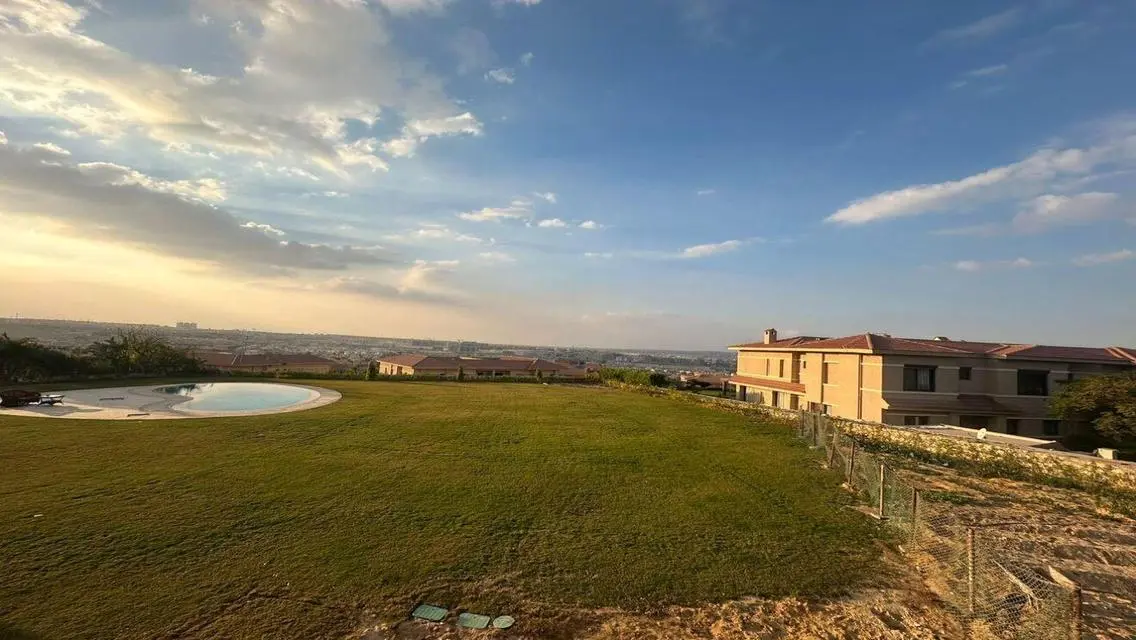 Luxury Villa for Sale in AlKarma