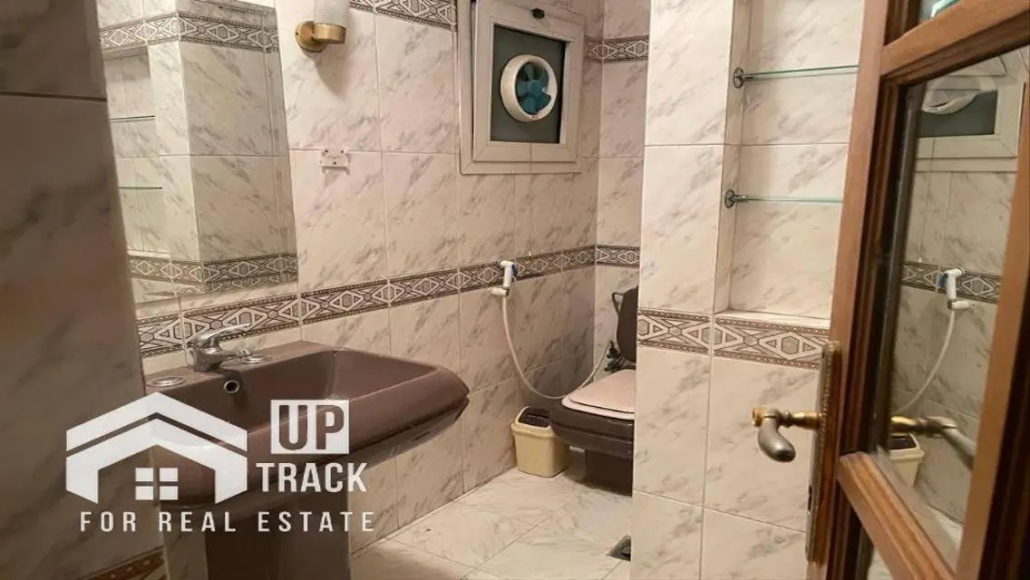 Luxurious Apartment for Sale - Spacious Living