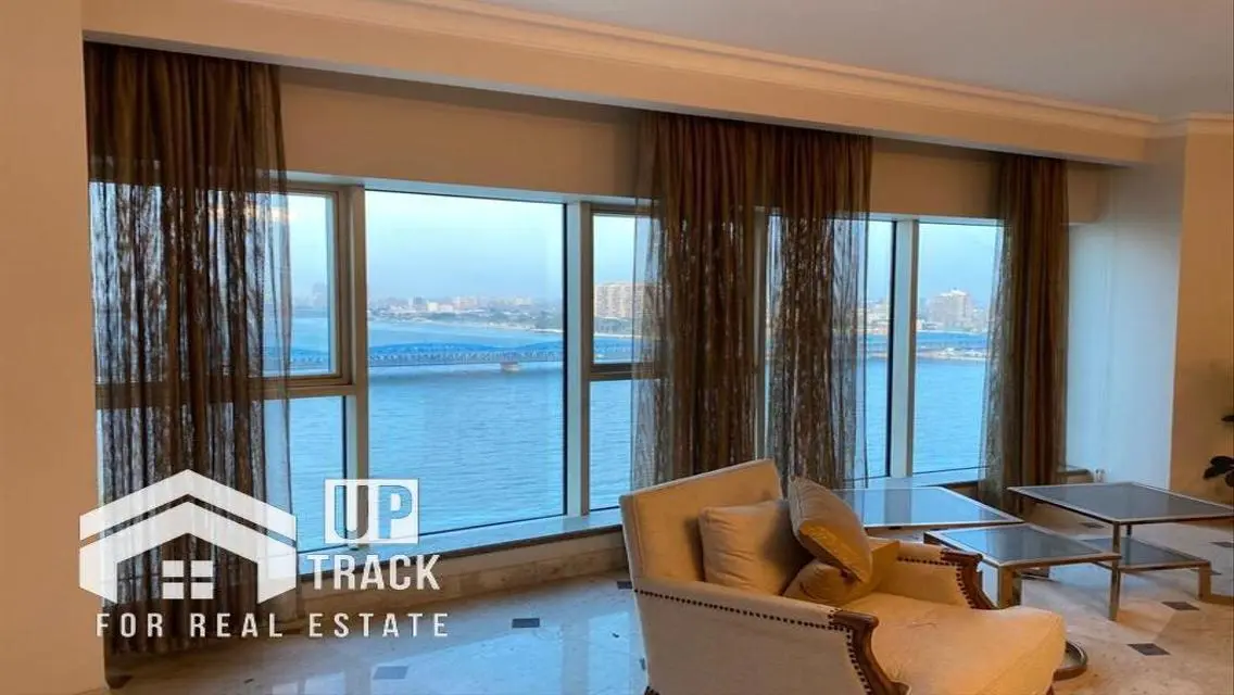 Luxury Apartment for Sale with Ample Space in Prime Location