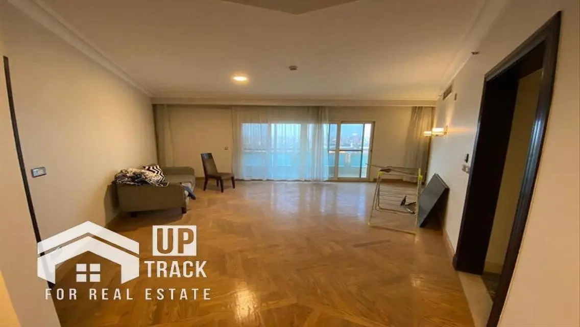 Luxury Apartment for Sale with Ample Space in Prime Location