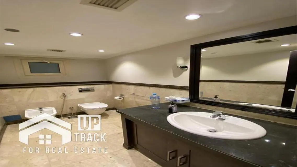 Luxury Apartment for Sale with Ample Space in Prime Location