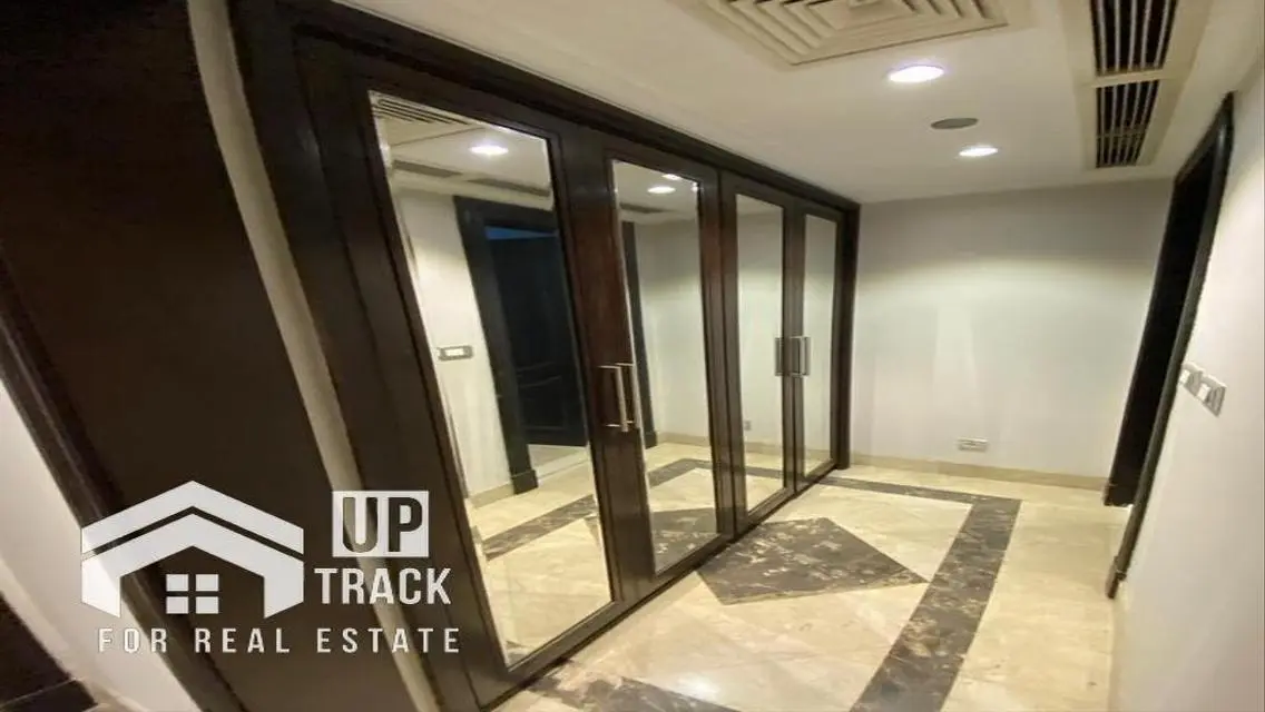 Luxury Apartment for Sale with Ample Space in Prime Location