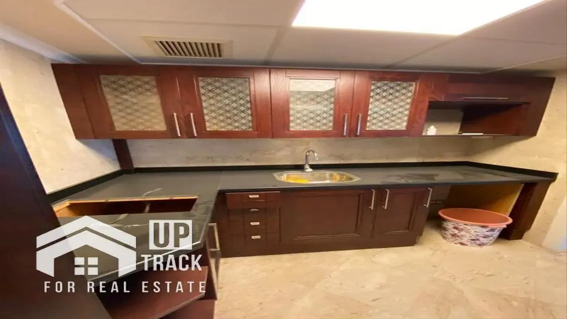 Luxury Apartment for Sale with Ample Space in Prime Location