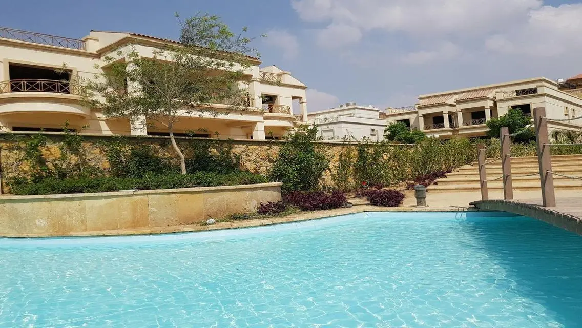 Luxury Apartment for Sale with Landmark Views