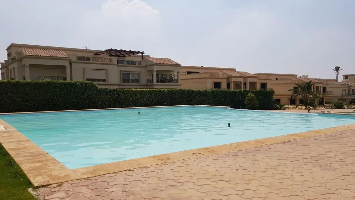 Luxury Apartment for Sale with Landmark Views