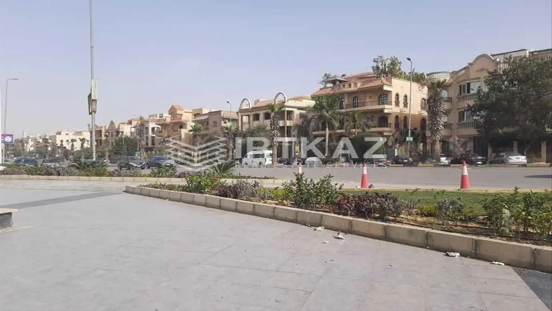 مول إيلجانترتي في نيو كايرو