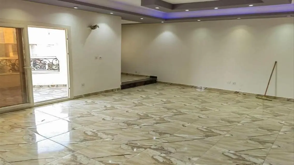 شقة مفروشة للإيجار بمساحة 200 متر