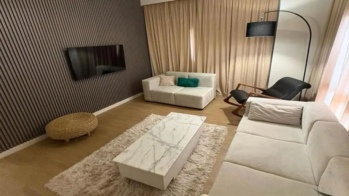 Luxury Apartment for Sale Overlooking the Lakes