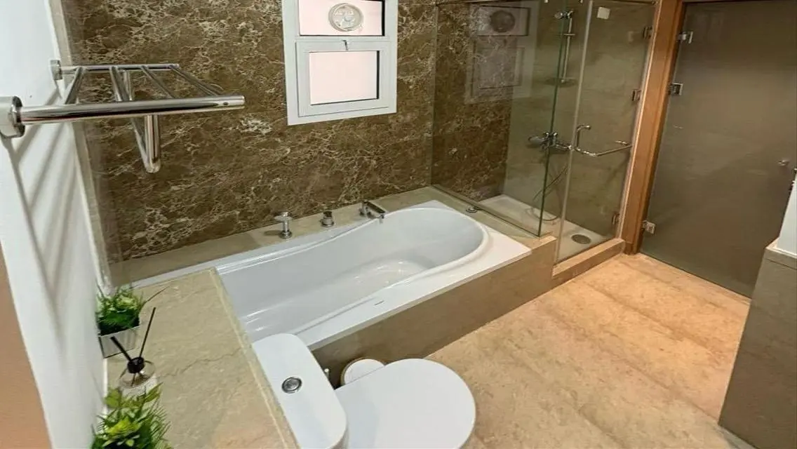 Luxury Apartment for Sale Overlooking the Lakes