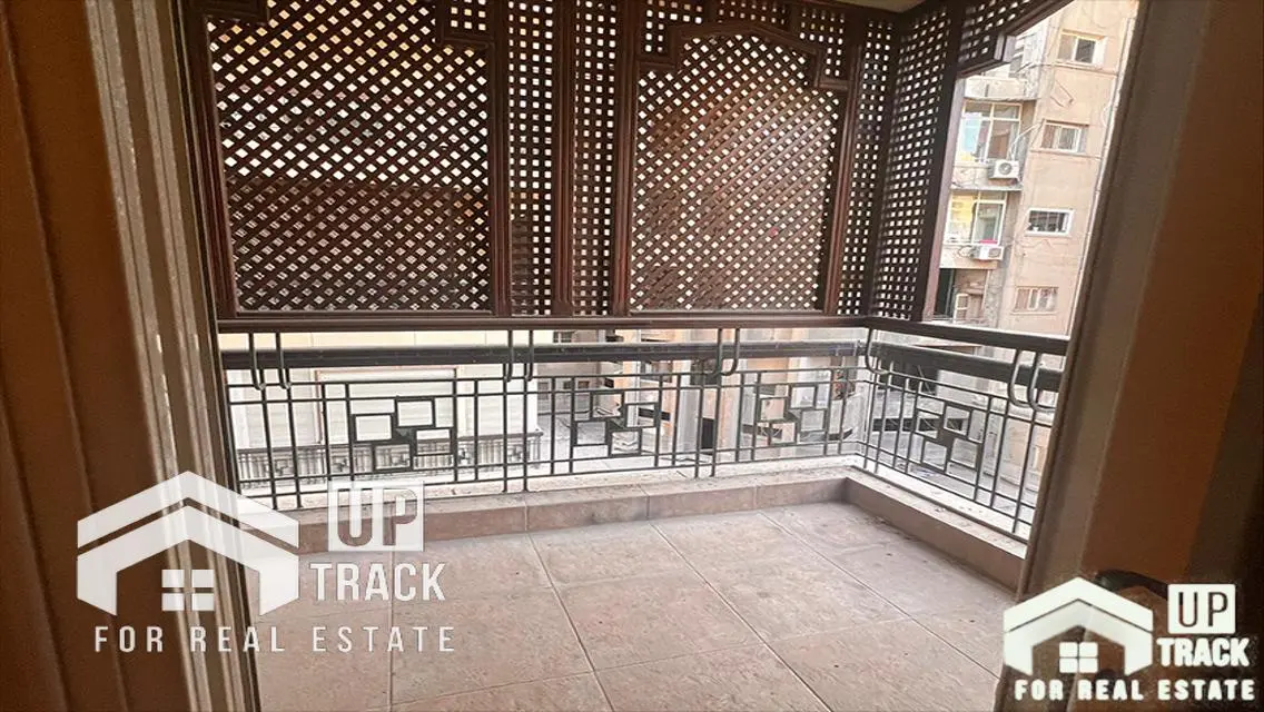 Stunning Apartment for Sale in CAC-5