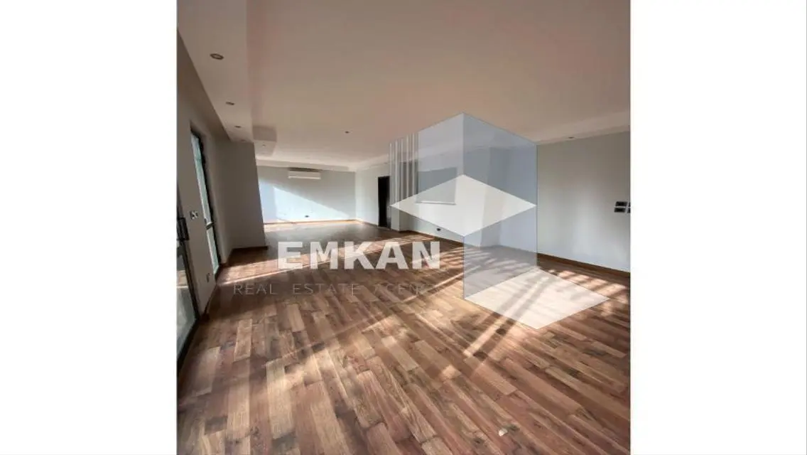 Luxurious Home with Private Garden in Prime Location