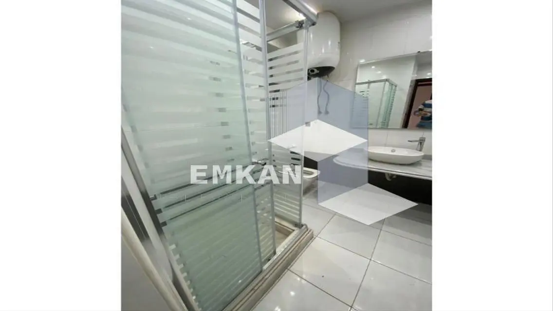 Luxurious Home with Private Garden in Prime Location