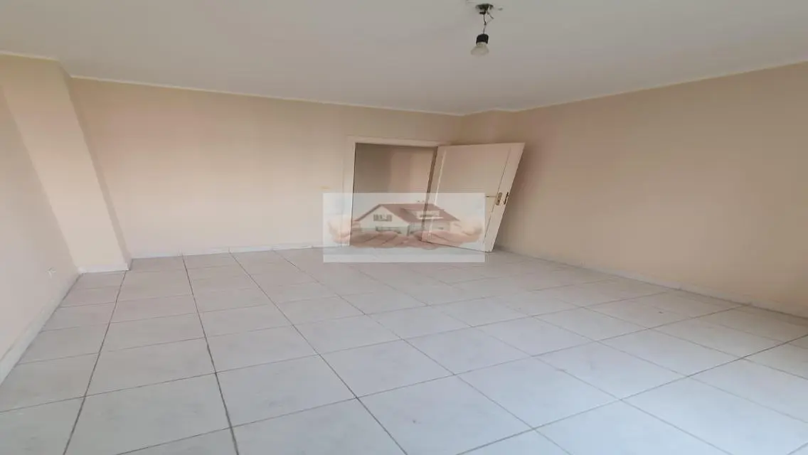 شقة للبيع بالمتر  - 16500 جنيه