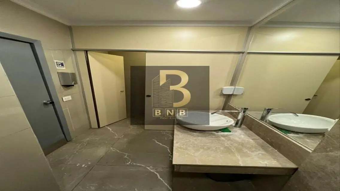 شقة للإيجار في BNB بمساحة 455 متر