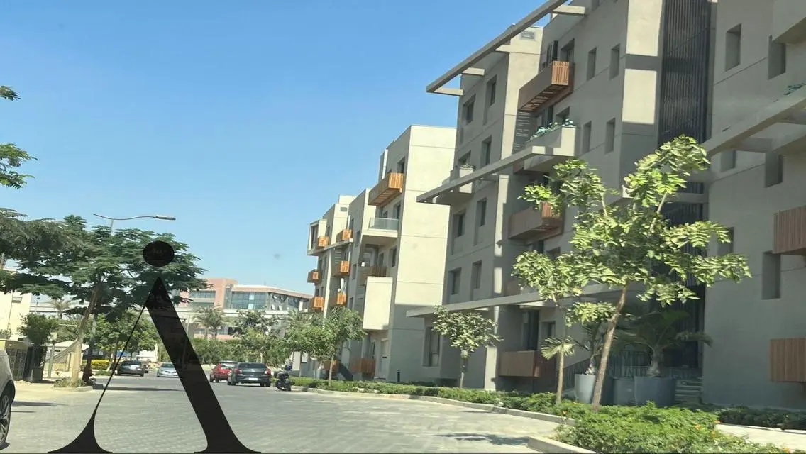 فيلات فاخرة للبيع بمساحة واسعة وإطلالات ساحرة