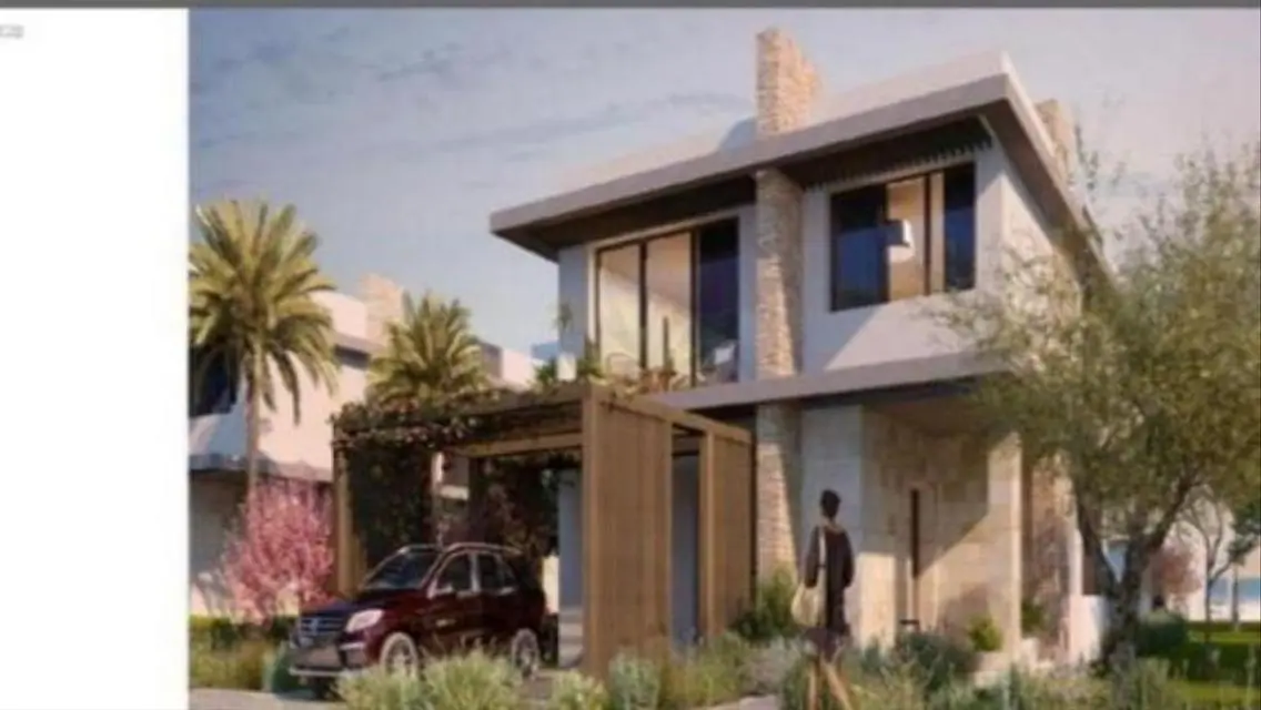 Exceptional Luxury Apartment Overlooking Lakes for Sale