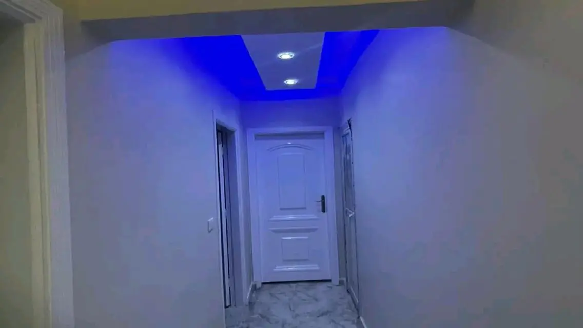 شقة مميزة بإطلالة رائعة على معلم رئيسي