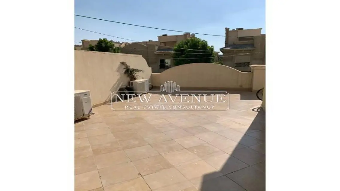 Luxury Apartment with Private Balcony and Garden in Prime Location