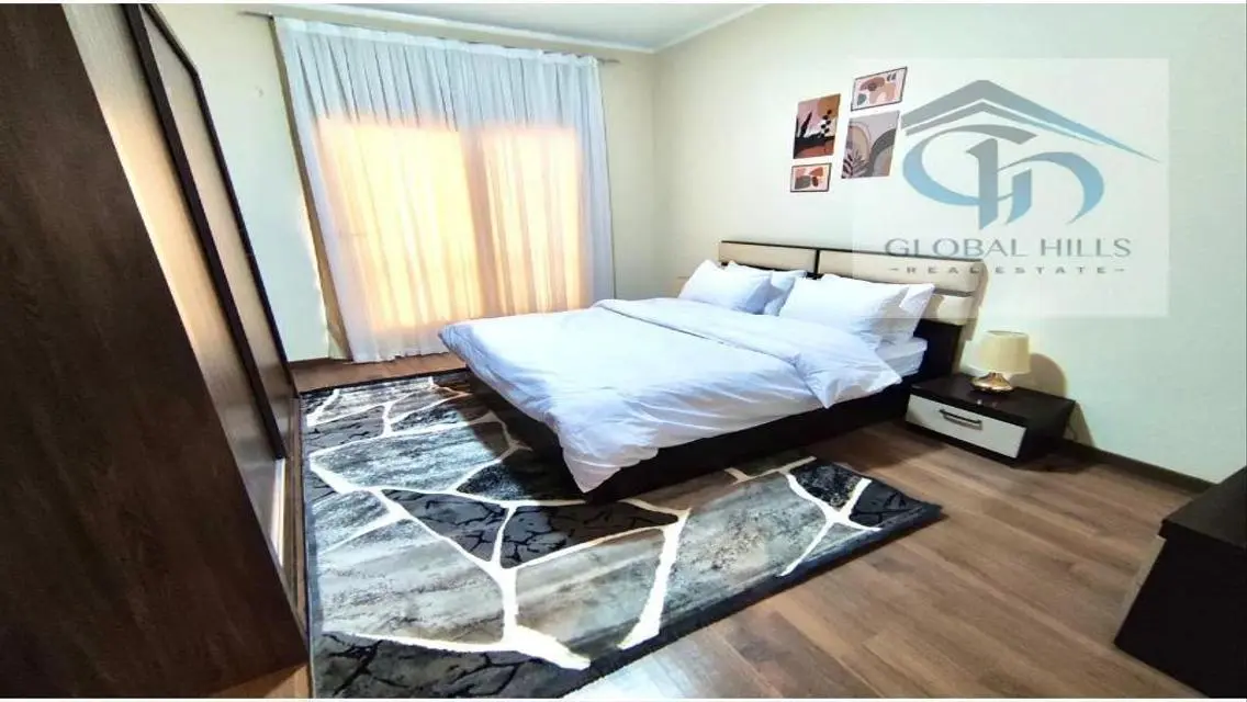 Luxurious Apartment at 90 Avenue