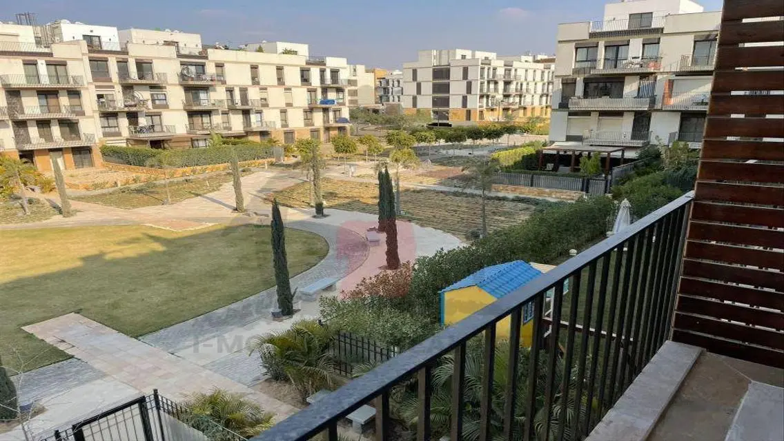 Stunning Apartment for Sale with Spacious Living Area