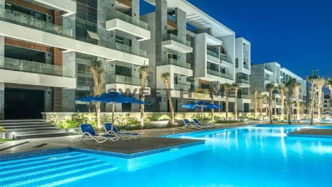Stunning 3-Bedroom Apartment with Luxury Amenities