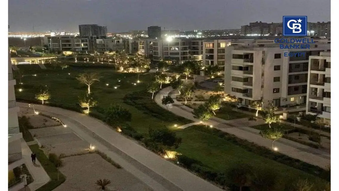 فيلا فاخرة للبيع في سوديك إيست