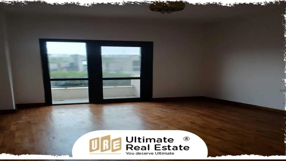 Luxurious Apartment for Sale with Spacious Living in the Heart of the City