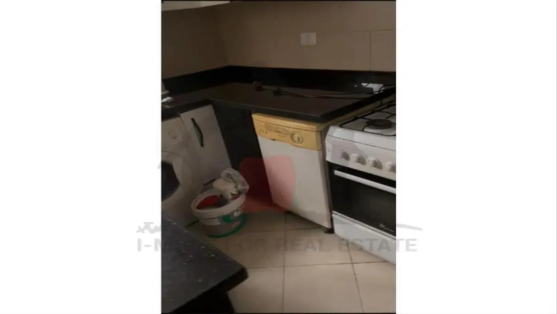 شقة فاخرة بمساحة مريحة في قلب المدينة