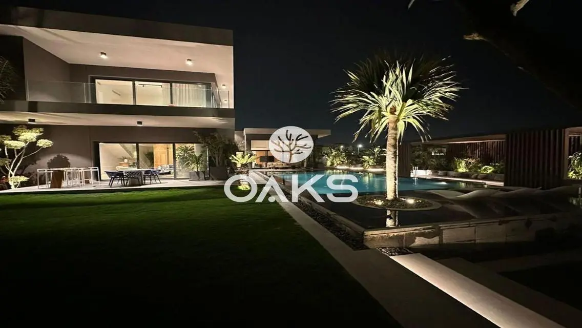 Luxury Villa with Spacious Layout in Prime Location