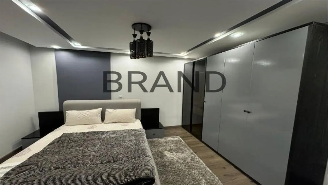 Luxurious 200 sqm Apartment in The Square for 65000