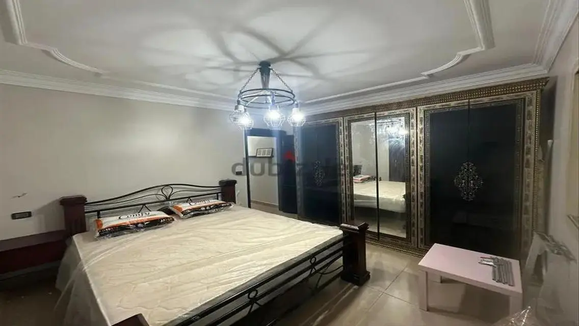 منزل للإستثمار والتزيين في موقع مميز