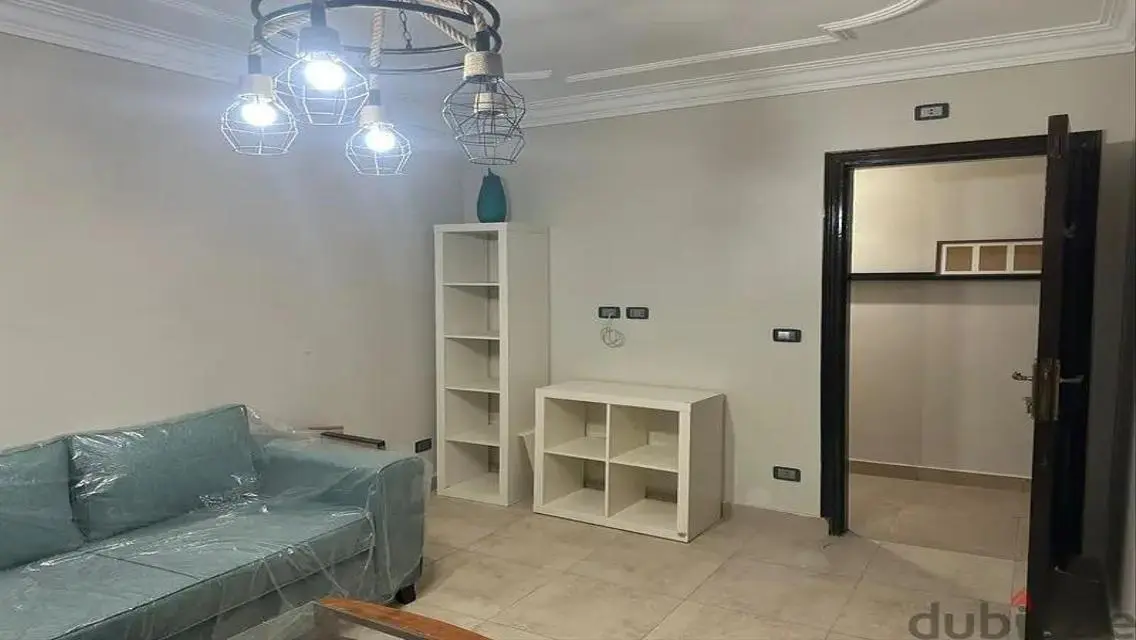 منزل للإستثمار والتزيين في موقع مميز